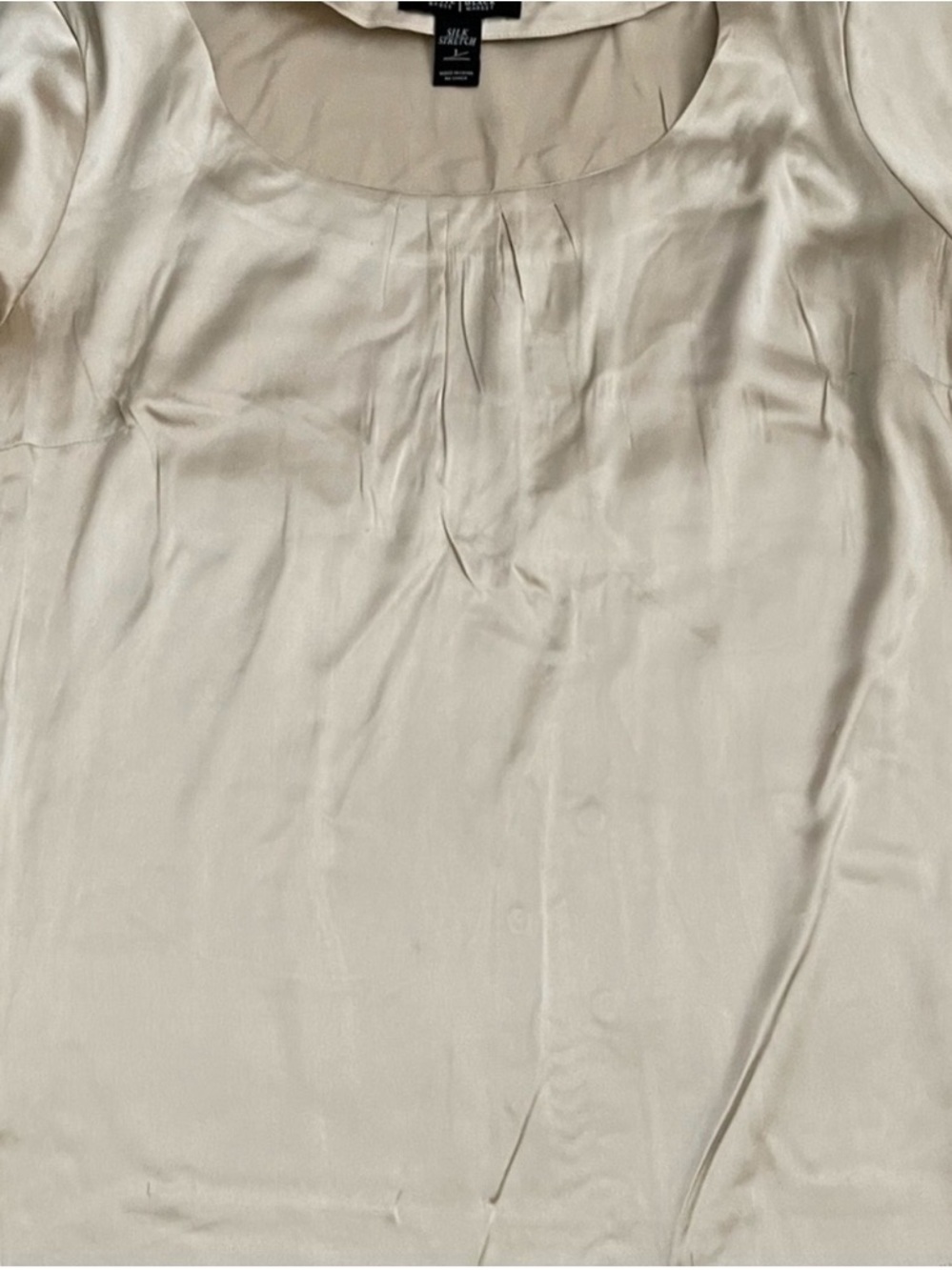 🤍 White House Black Market Cream Short Cap Sleeve Silk Stretch Top